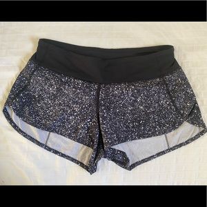 Lululemon Speed Up Low-Rise Lined Short 2.5"